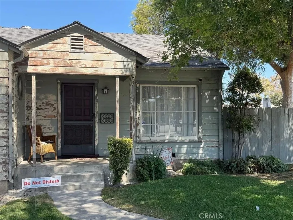 Property Photo:  726 S Emily Street  CA 92805 