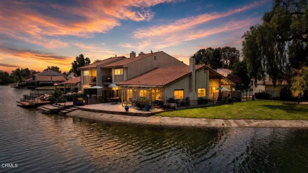 Property Photo:  1691 Pierside Lane  CA 93010 