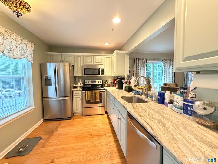Property Photo:  633 Danbury Road 18  CT 06877 