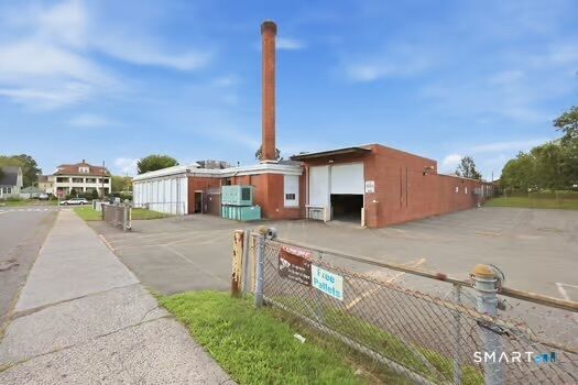Property Photo: 650 Franklin Avenue CT 06114