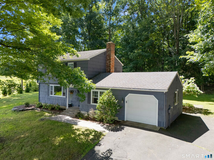 Property Photo:  9 Chimney Drive  CT 06801 