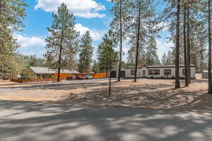 Property Photo: 6297 Sundown Rd WA 99026