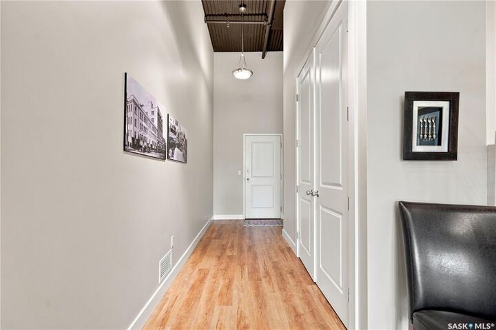 Photo de la propriété: 211 D Avenue N 204 SK S7L 1M6