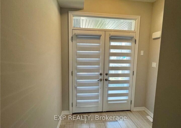Property Photo:  9 Mann Trail 50  ON L3C 0K2 