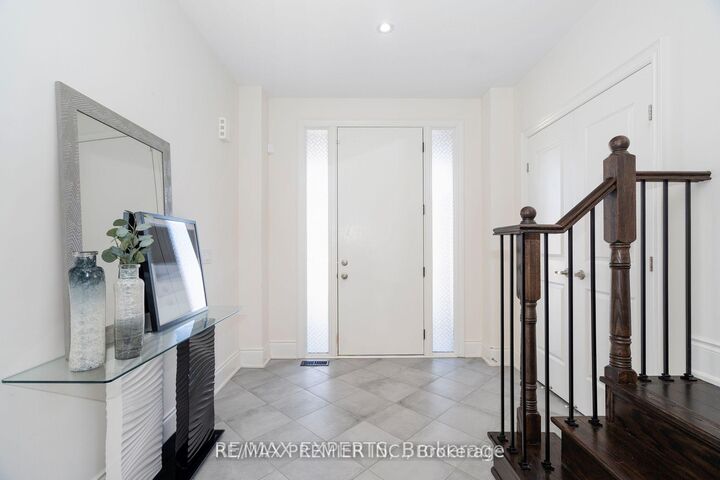 Property Photo: 89 Forest Edge Crescent ON L9N 0S6
