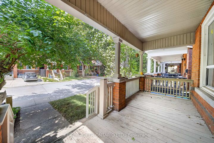 Property Photo: 109 Gladstone Avenue ON L8M 2H8