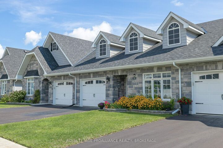 Property Photo: 189 Wilmer Avenue ON K7G 3C3