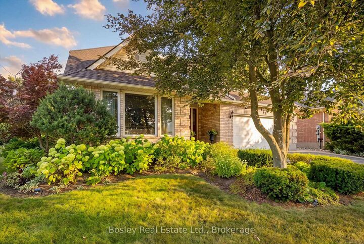 Photo de la propriété: 174 Dimson Avenue ON N1G 4P2