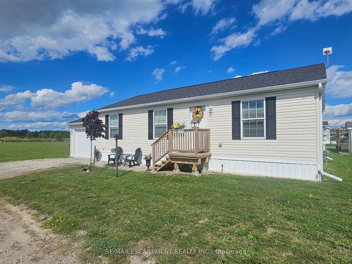 Property Photo:  10 Marsh Cove N/A  ON N0A 1L0 