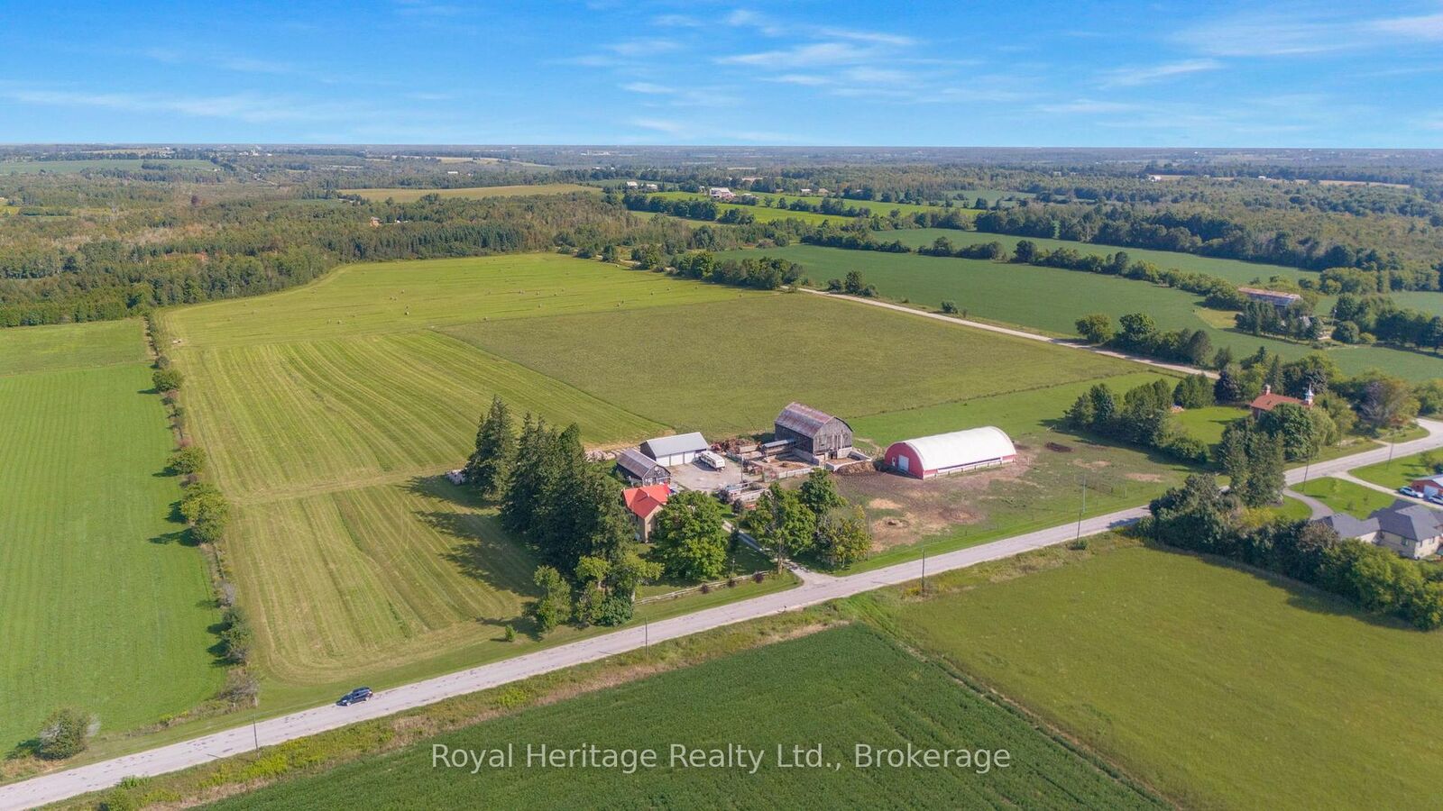 Property Photo: 285 Cresswell Road ON K0M 2J0