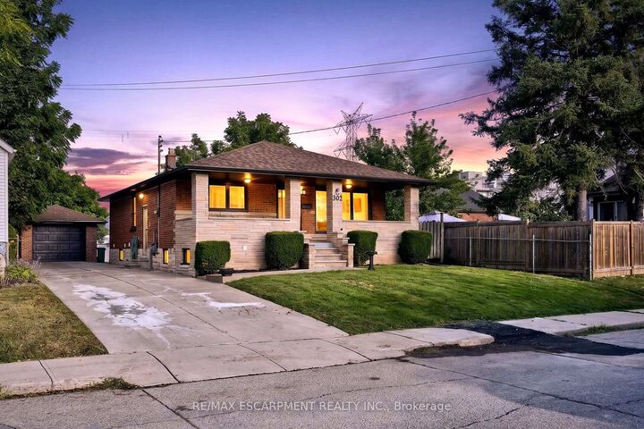 362 Rosseau Road — photo 1