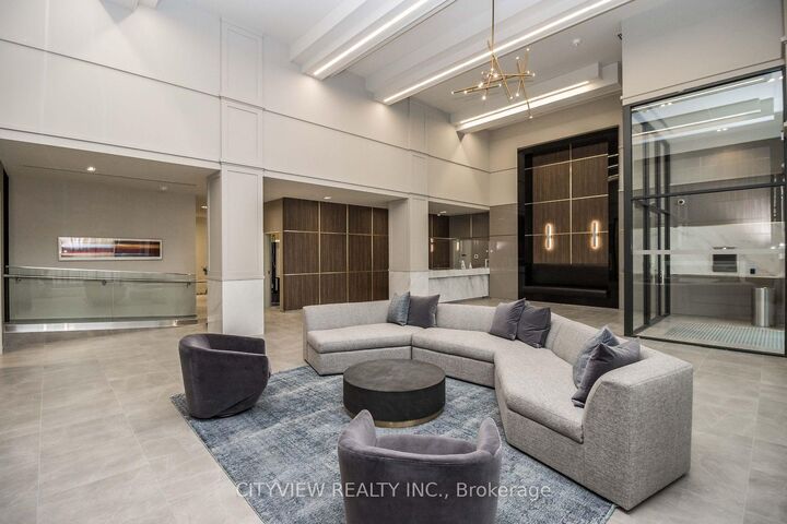 Photo de la propriété:  4055 Parkside Village Drive 1818  ON L5B 0K8 
