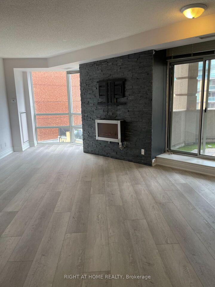 Property Photo:  20 Collier Street 407  ON M4W 3Y4 