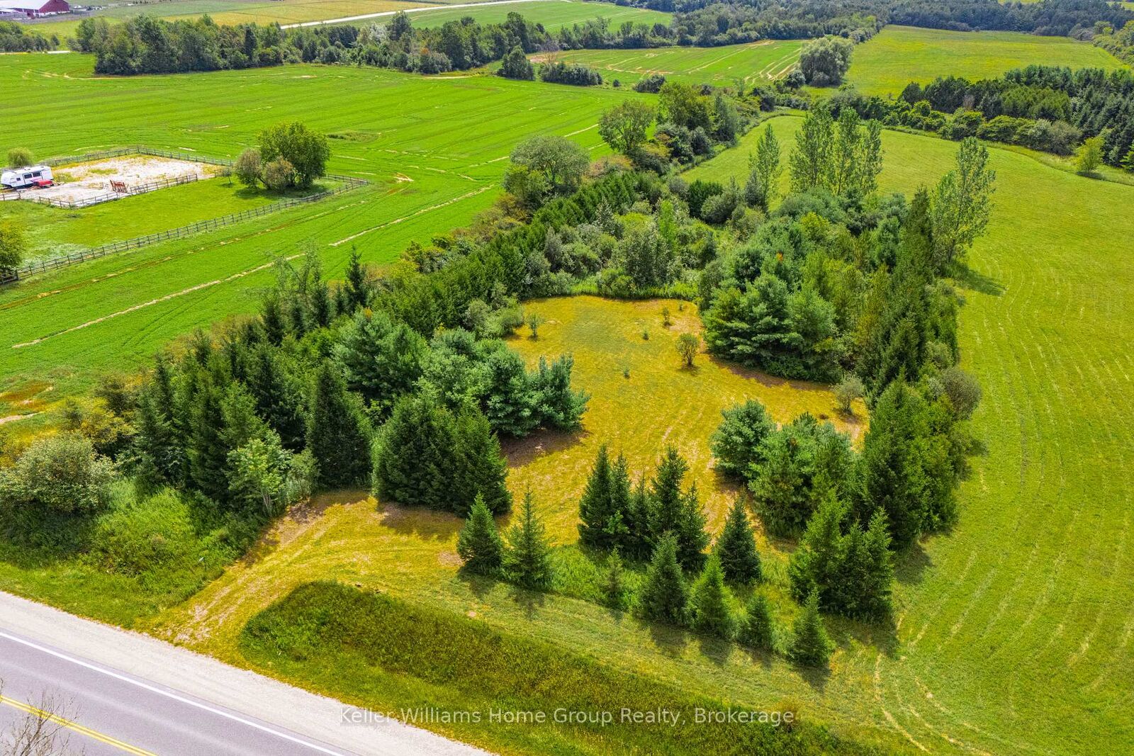 Property Photo:  8692 Highway 6 N/A  ON N0G 1A0 