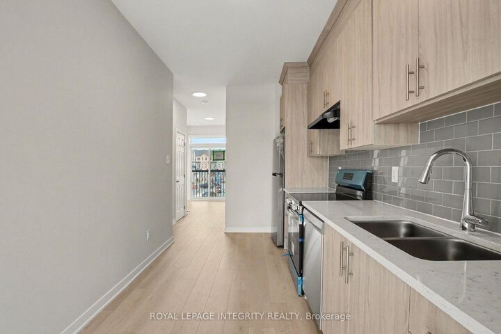 Property Photo:  281 Lamarche Avenue  ON K1W 0M5 