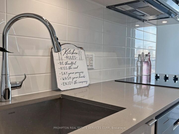 Property Photo:  100 Dalhousie Street 2203  ON M5B 0C7 