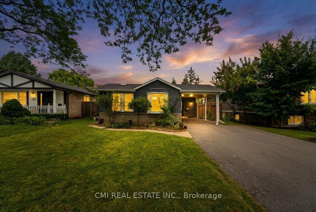 Photo de la propriété: 677 Lomond Crescent ON L7L 2N8