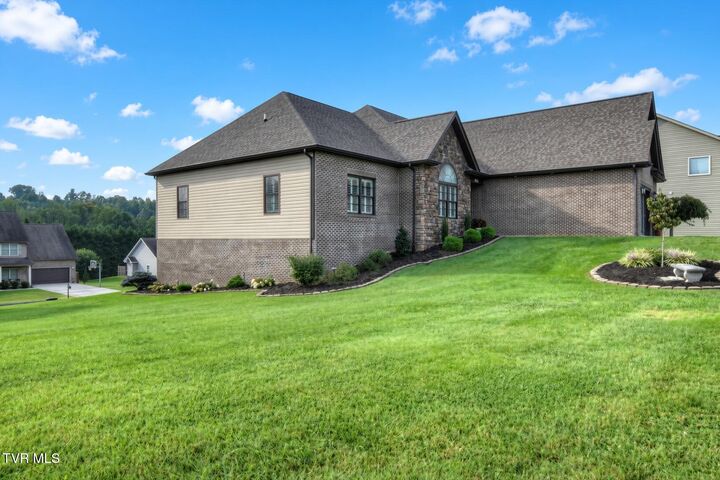 Property Photo: 2011 Carson Way TN 37686