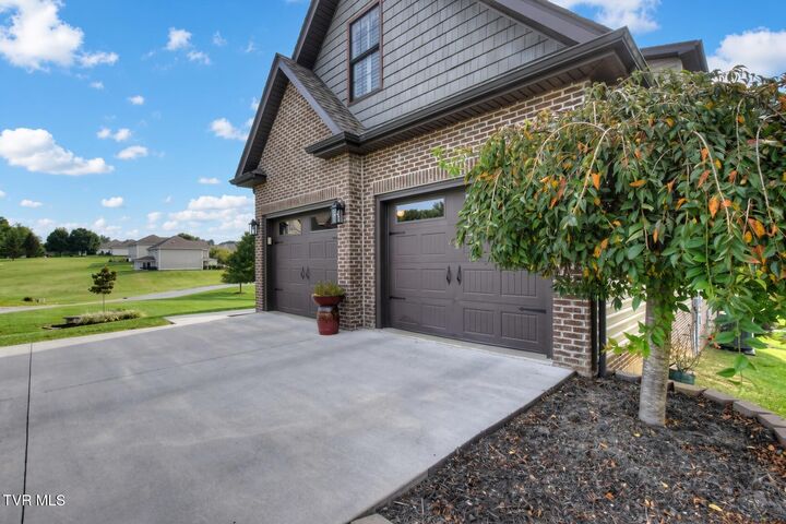 Property Photo: 2011 Carson Way TN 37686