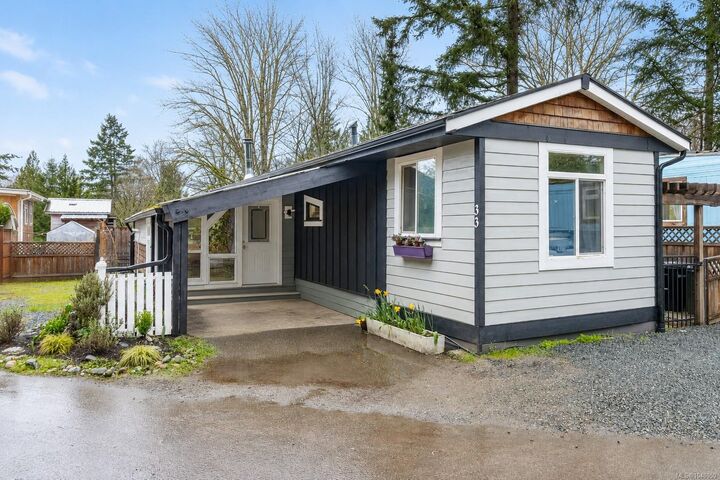 1120 Shawnigan-Mill Bay Rd #33C — photo 1