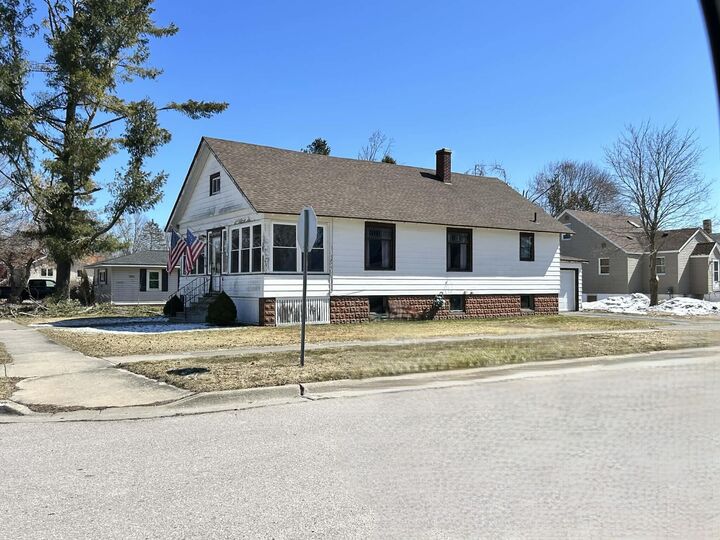Property Photo: 728 S 8th Avenue MI 49707