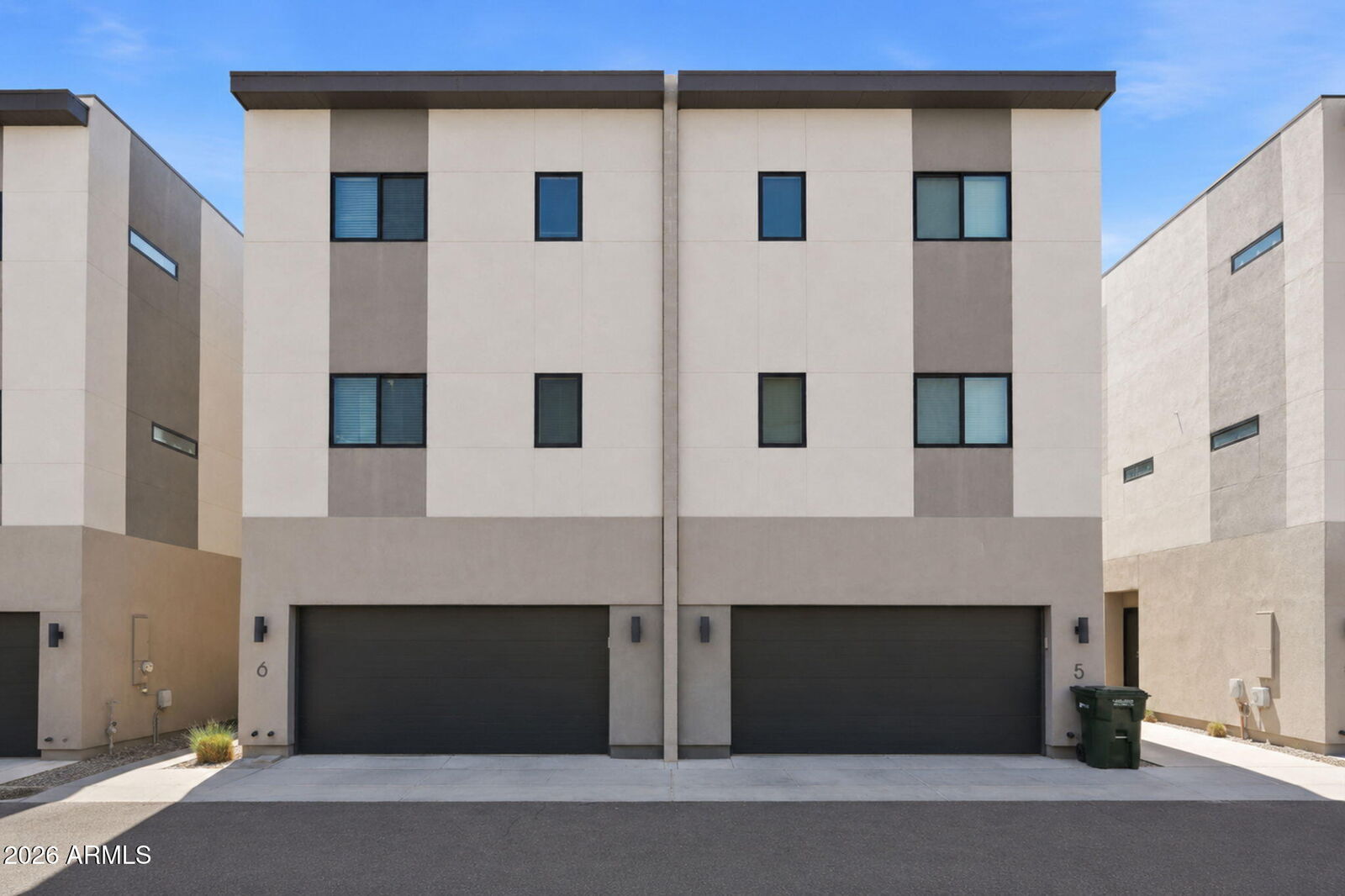 Property Photo:  2727 E Thomas Road 5  AZ 85016 
