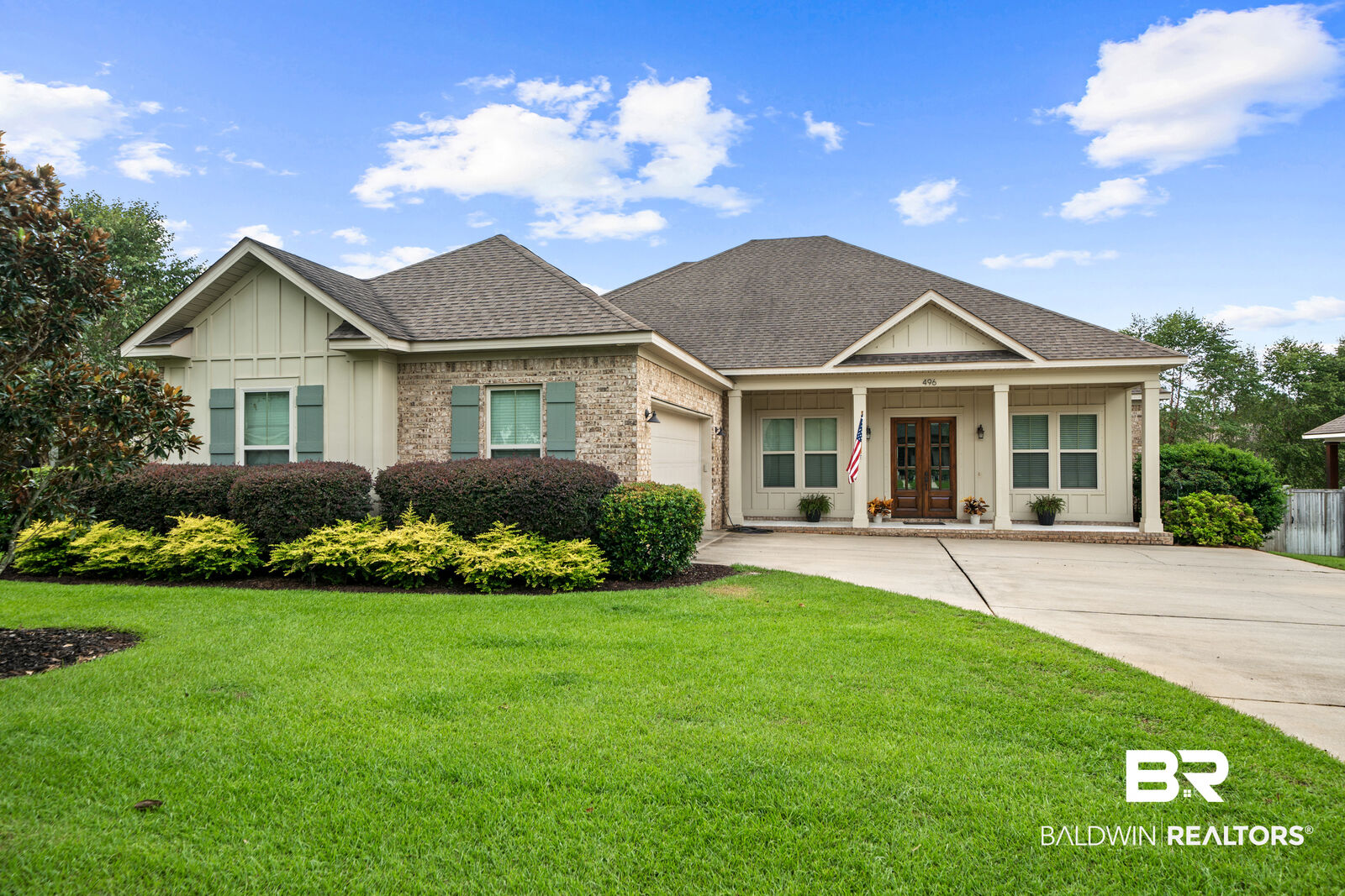 Property Photo: 496 Boulder Creek Avenue AL 36532