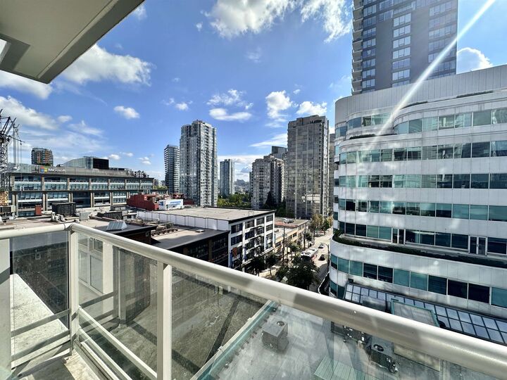 Property Photo:  821 Cambie Street 707  BC V6B 0E3 