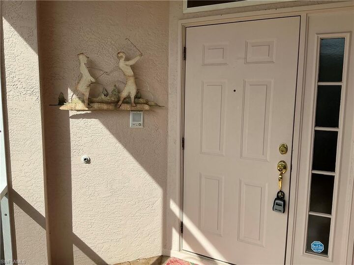 Property Photo: 2097 Oxford Ridge Cir FL 33973