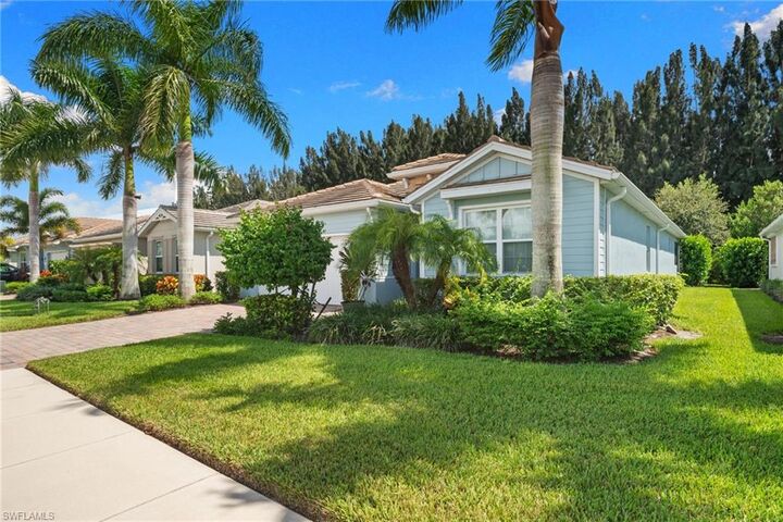 Property Photo:  14523 Topsail Dr  FL 34114 