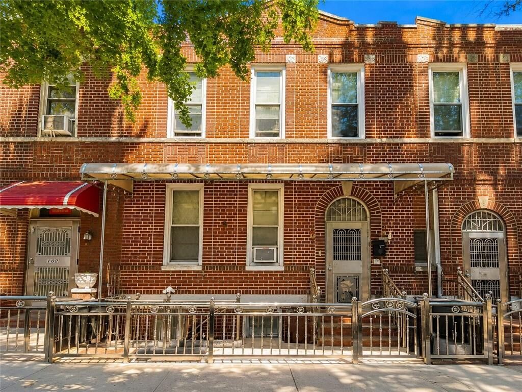 Property Photo:  100 Bay 19th Street  NY 11214 