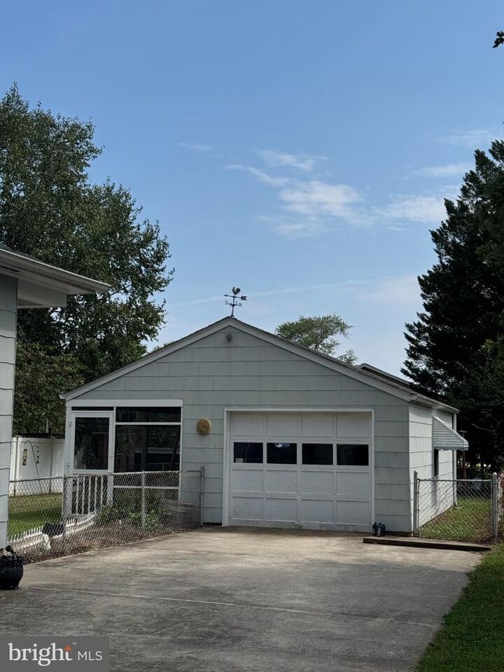 Property Photo: 1309 President Street MD 21403