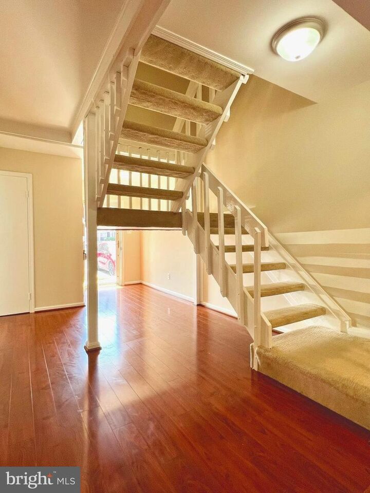 Property Photo:  8124 Larkin Lane  VA 22182 