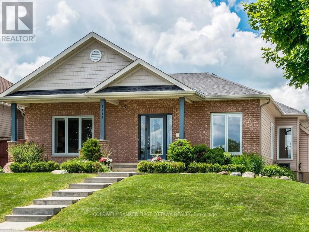 Property Photo:  1134 Stittsville Main Street  ON K2S 0B9 