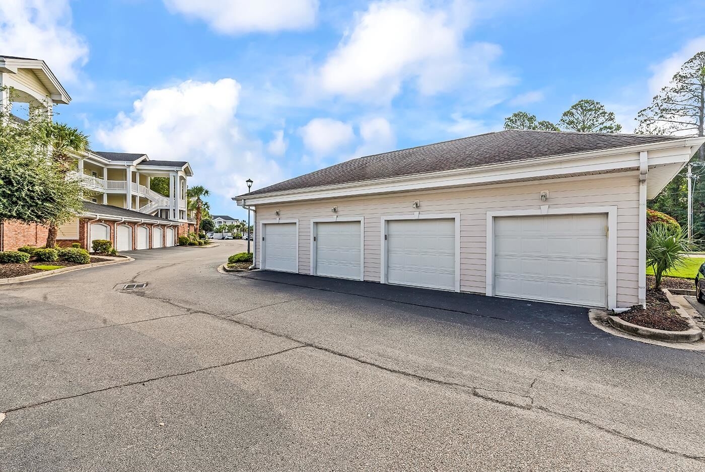 Property Photo:  4G Orchid Way 4G  SC 29577 