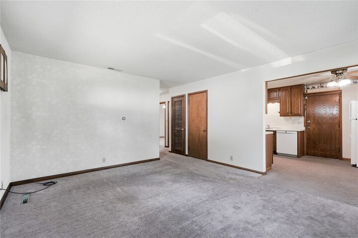 Property Photo:  1360 Starry Drive  IA 52302 