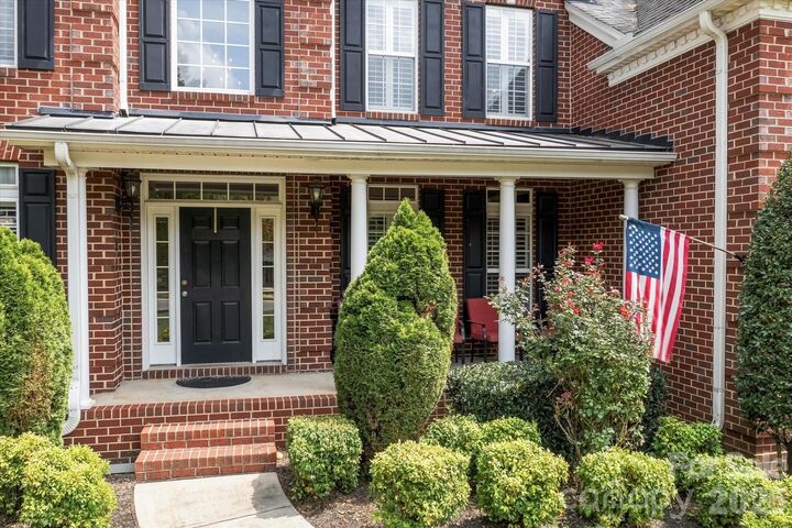 Property Photo: 309 Stonewater Bay Lane NC 28120