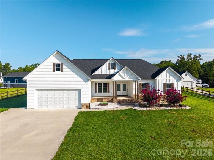 Property Photo: 306 Stoneyard Road NC 28137