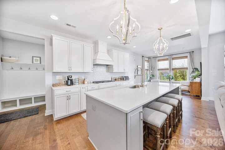 Property Photo: 16139 Tulloch Road NC 28278