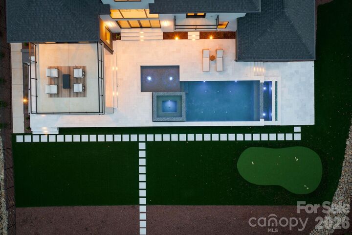Property Photo:  3904 Channel Pointe Lane  NC 28037 