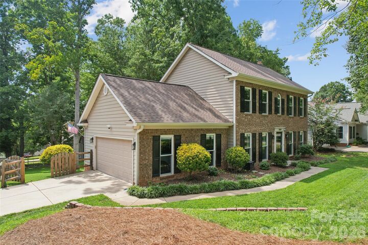 Property Photo:  12501 Diamond Drive  NC 28134 