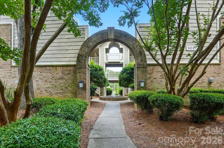 Property Photo:  5007 Sharon Road  NC 28210 