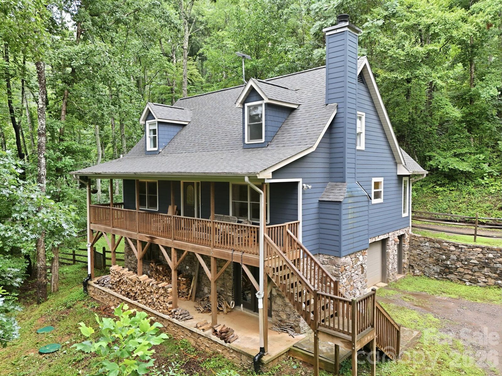 Property Photo:  291 Merrills Chase Road  NC 28803 