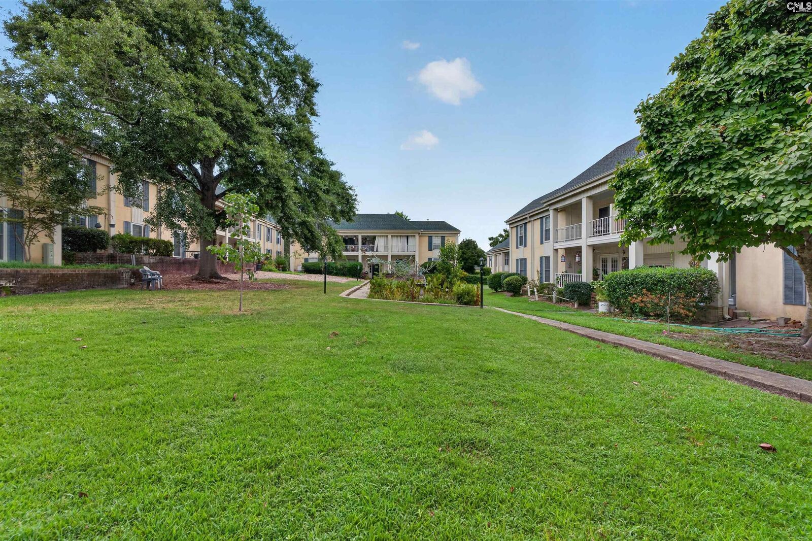 Property Photo:  3600 Chateau K-142  SC 29204 