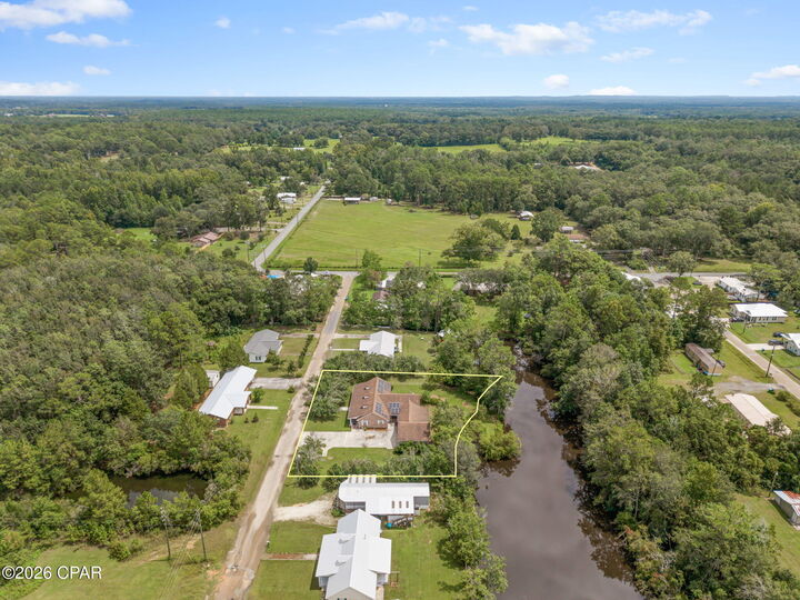 Property Photo:  225 Jernigan Avenue  FL 32425 