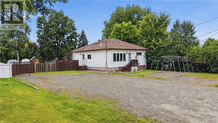Property Photo:  2455 Highway 69N  ON P3N 1K7 
