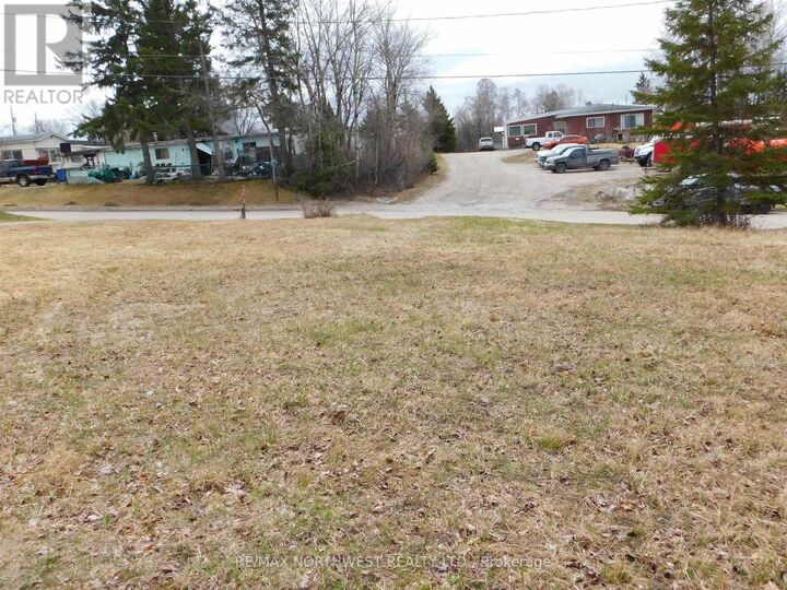 Property Photo:  113 Third Street  ON P8N 2V8 
