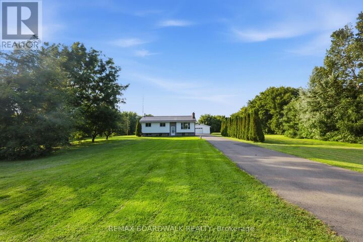 Property Photo:  2106 County Road 2 Road  ON K0E 1T1 