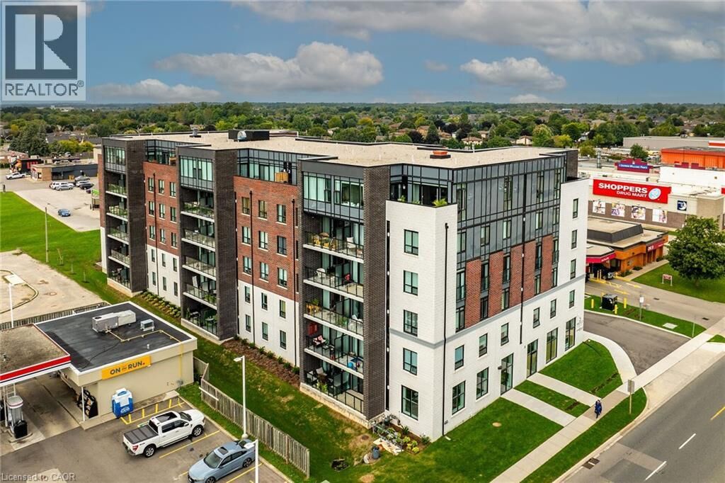 Property Photo: 5 Hamilton Street North 209 ON L8B 2A4