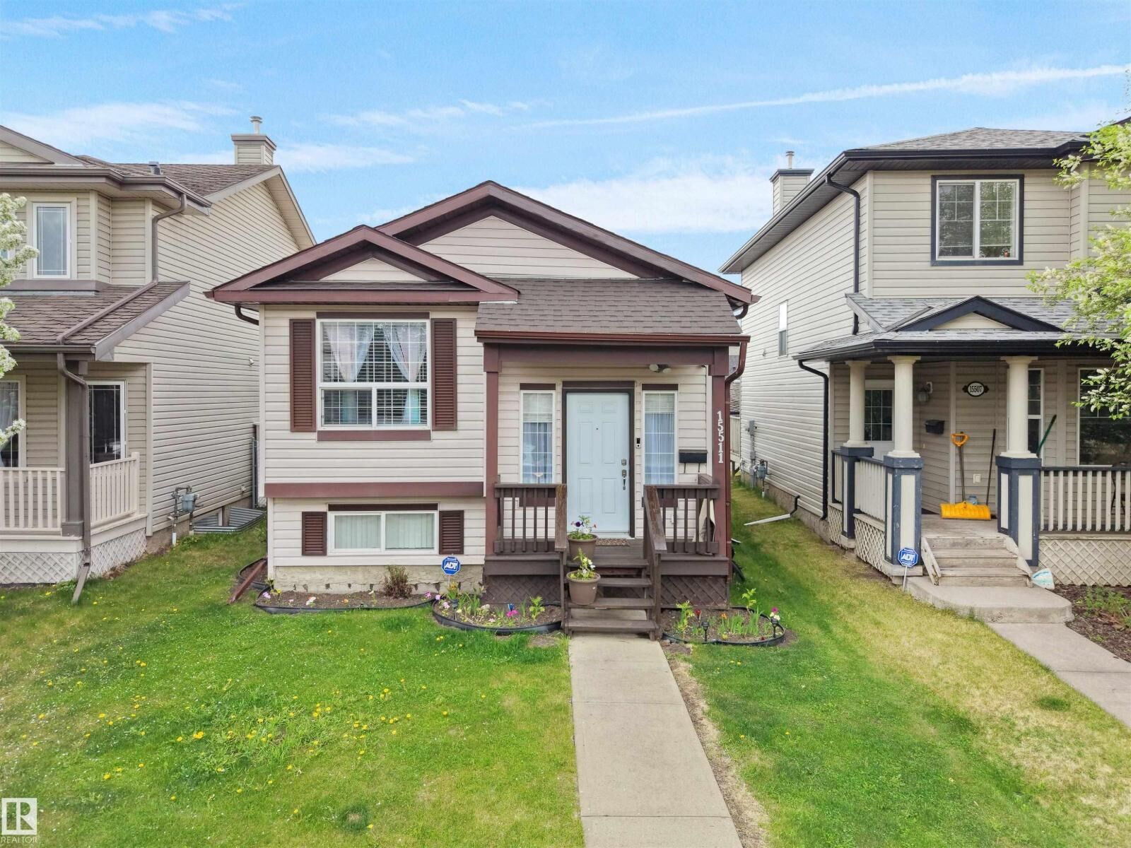 Property Photo:  15511 45 St NW  AB T5Y 3G8 
